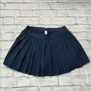 Lululemon Athletica Navy Pleated Mini Skirt like NEW